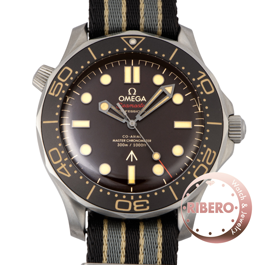 オメガ シーマスター ダイバー300 コーアクシャル マスター クロノメーター  210.92.42.20.01.001 007エディション