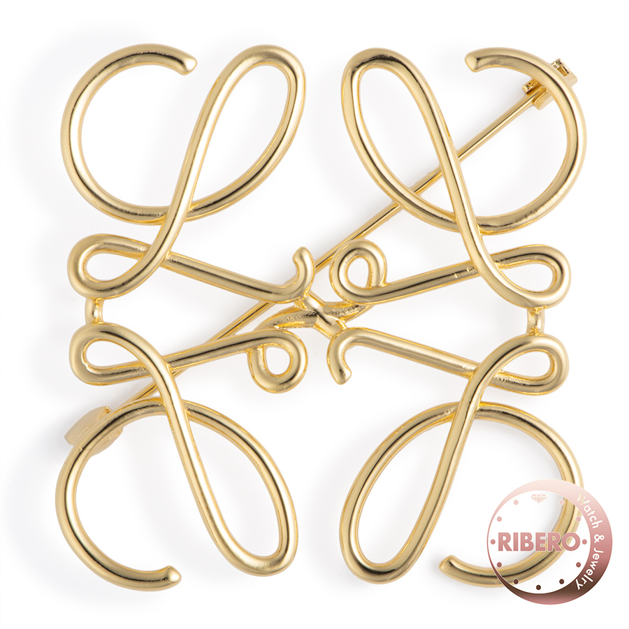 ロエベ アナグラム ブローチ