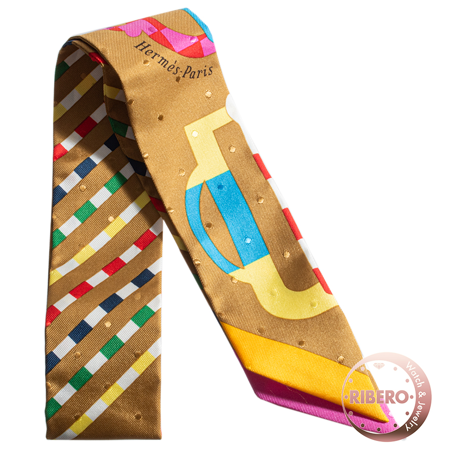 エルメス Bouclerie Moderne  モダンなバックル ツイリー