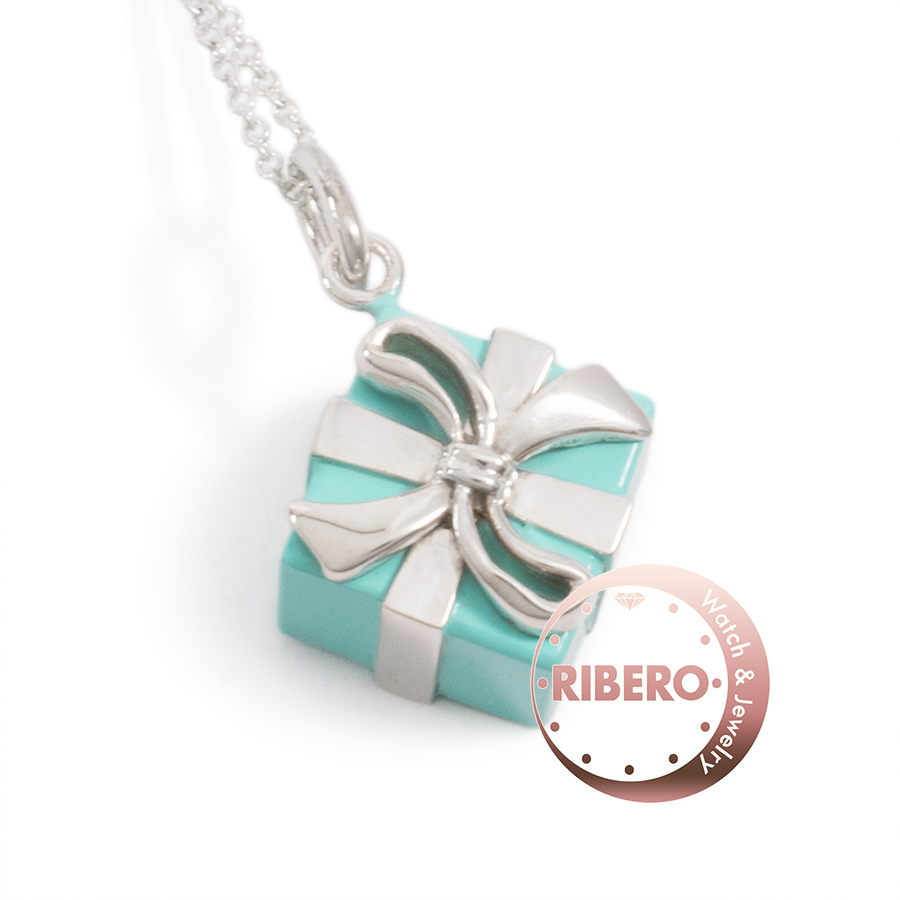 ティファニー ブルーボックスチャーム ネックレス