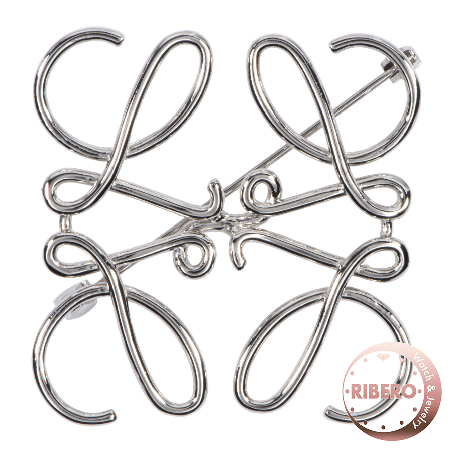 ロエベ アナグラム ブローチ