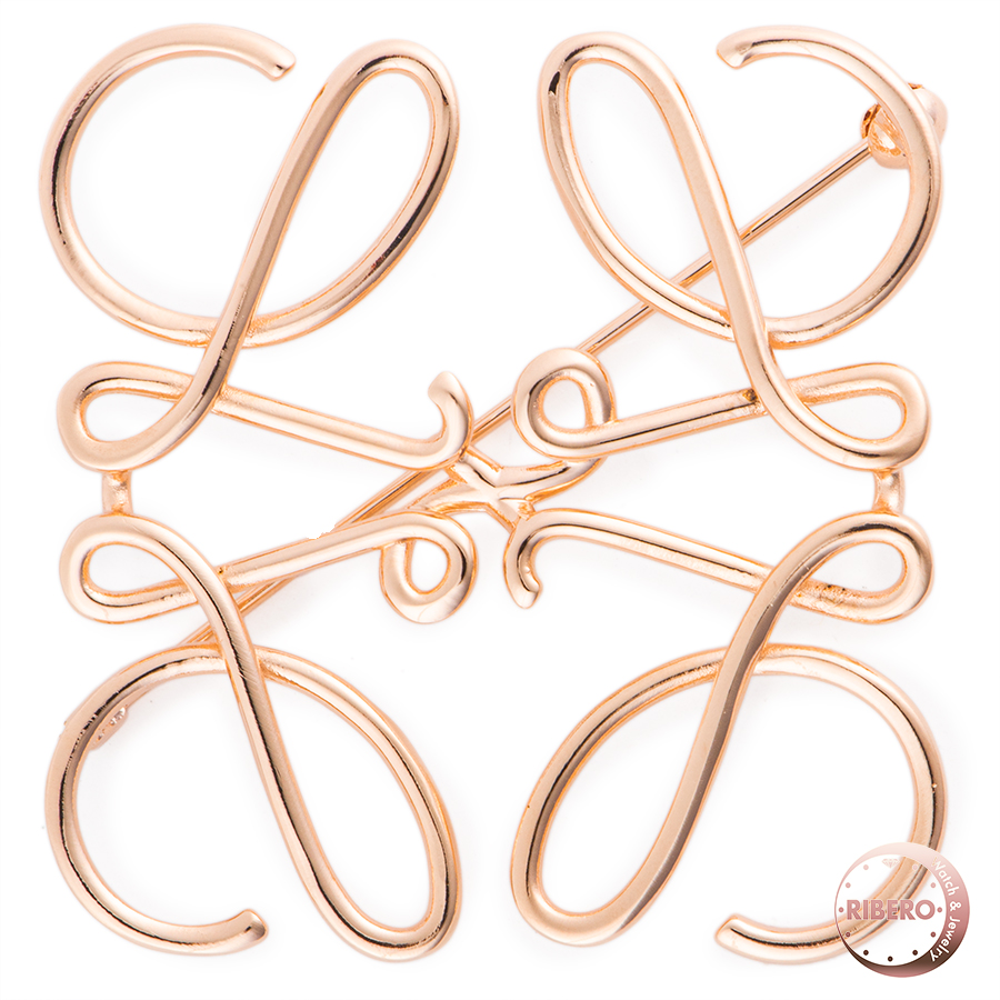 ロエベ アナグラム ブローチ