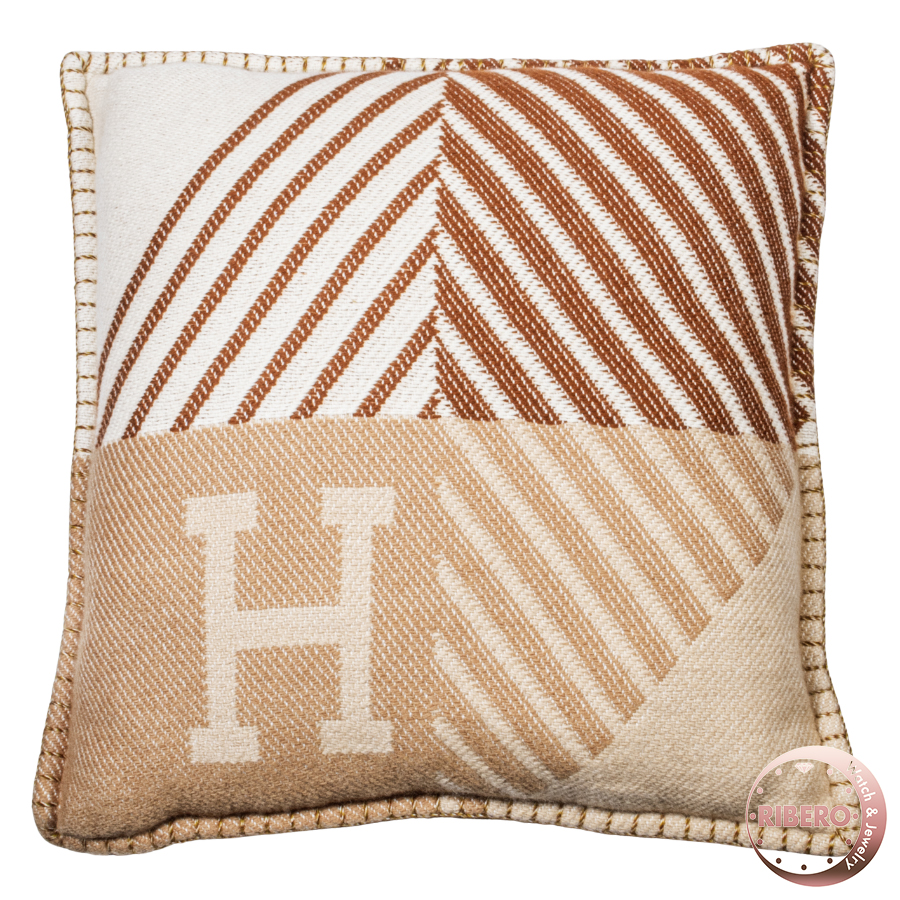 エルメス クッション Hディアゴナル