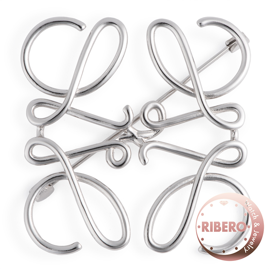 ロエベ アナグラム ブローチ