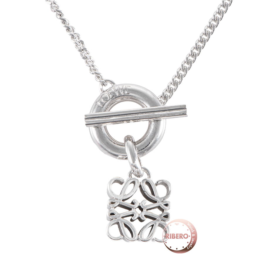 ロエベ アナグラム ペンダント