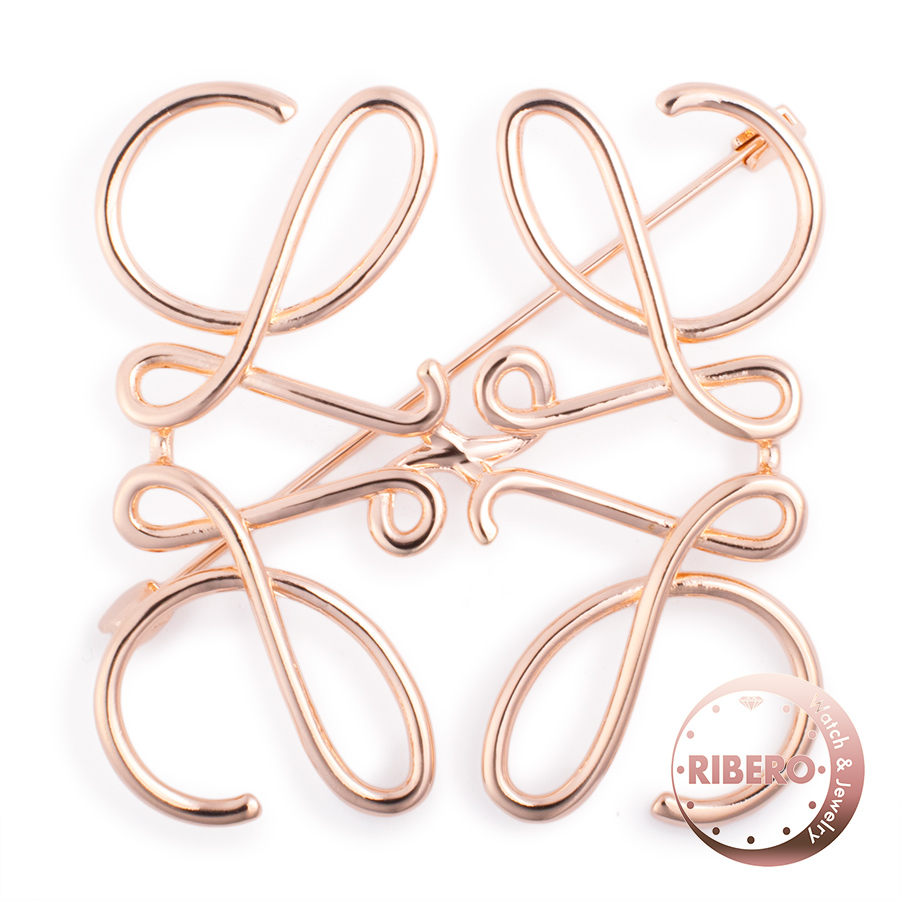 ロエベ アナグラム ブローチ