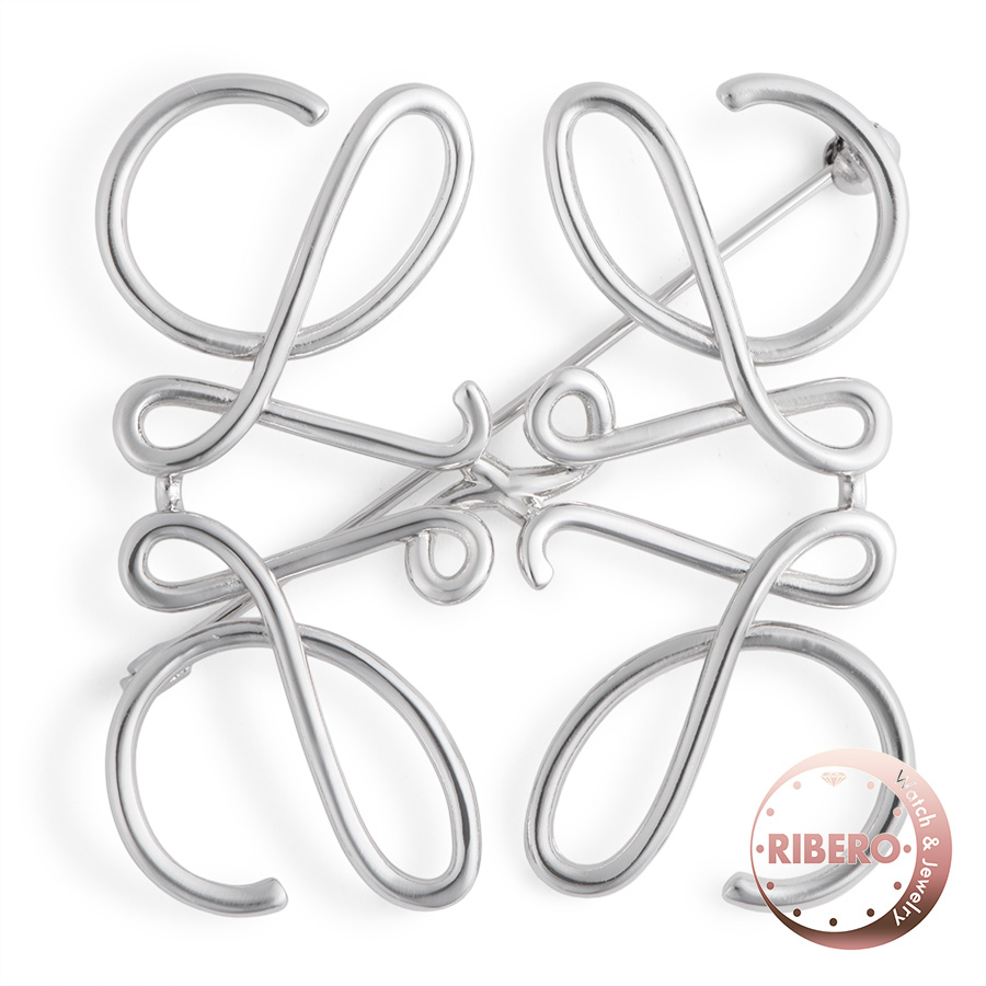 ロエベ アナグラム ブローチ