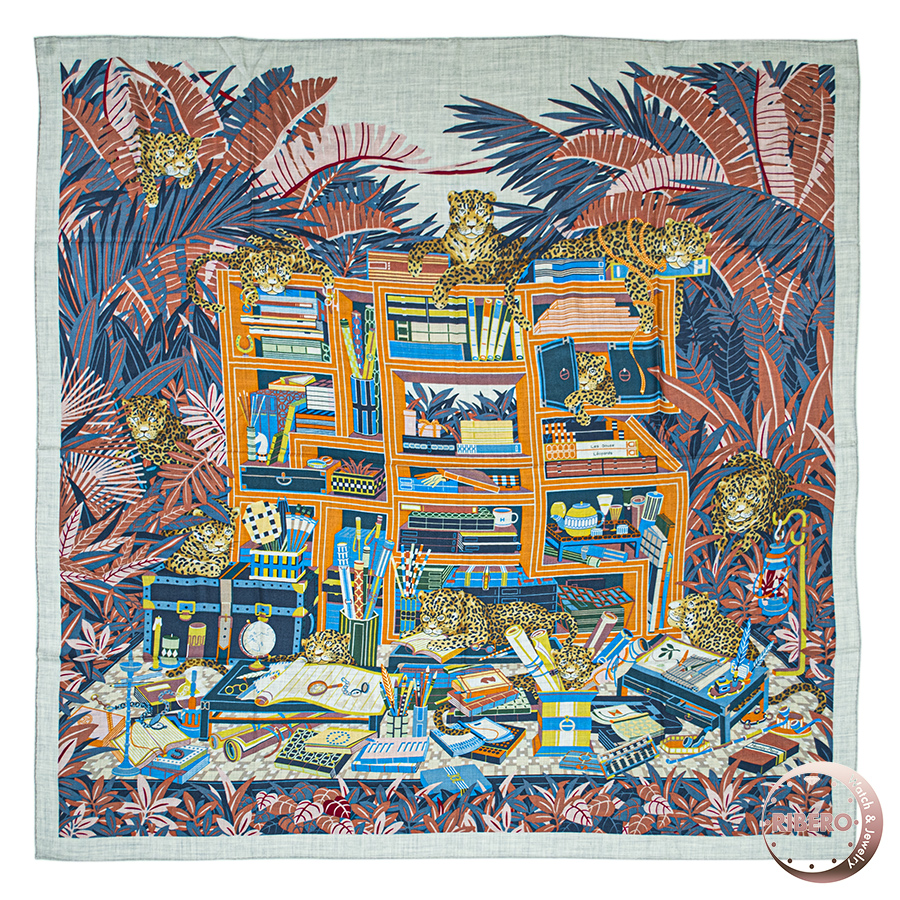 エルメス カレジェアン Les Douze Leopards 12頭のレオパード スカーフ