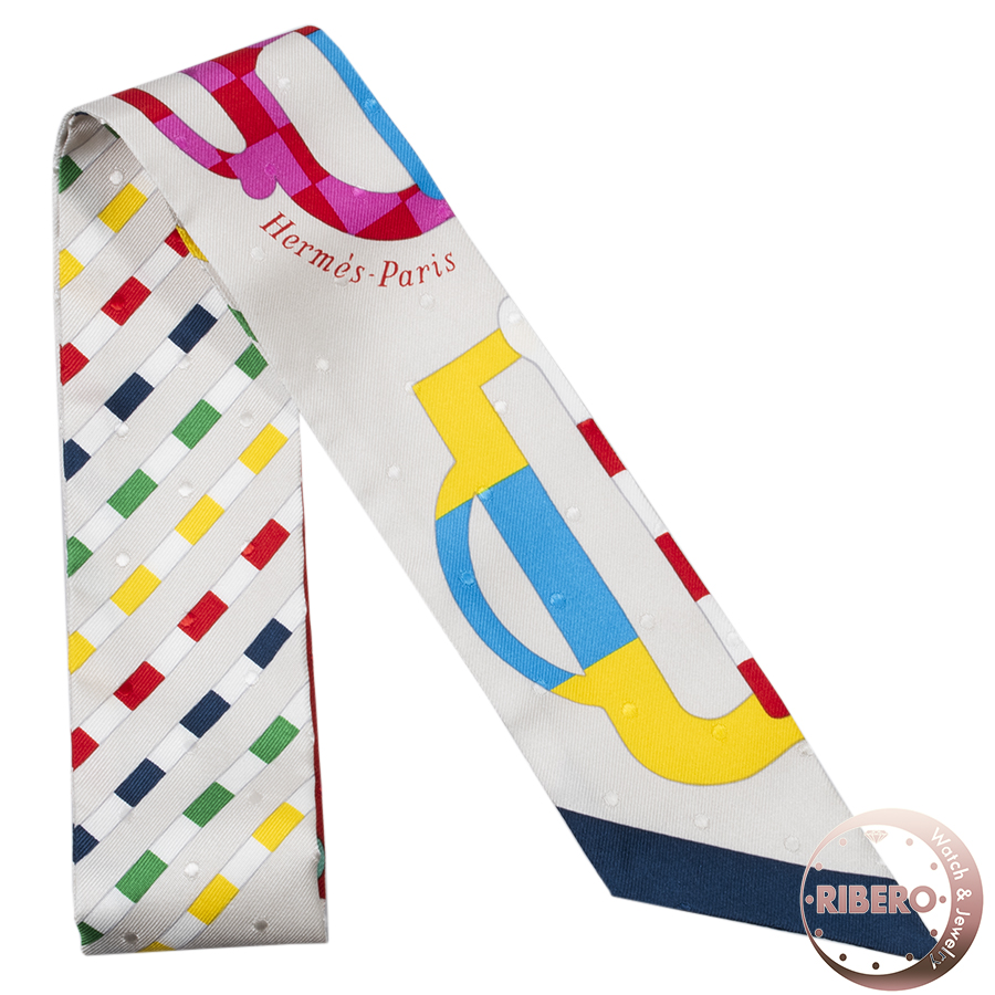 エルメス Bouclerie Moderne  モダンなバックル ツイリー