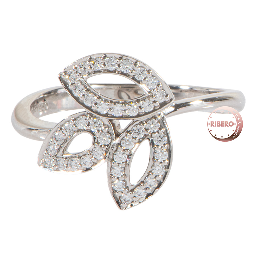 ハリーウィンストン リリークラスター ミニ リング 10号