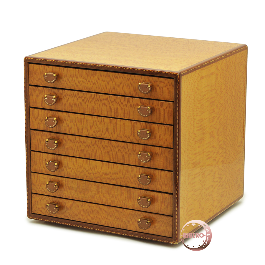 エルメス カレ スカーフ 収納ボックス