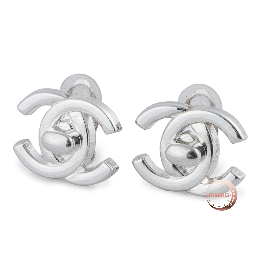 シャネル ココマーク ターンロック