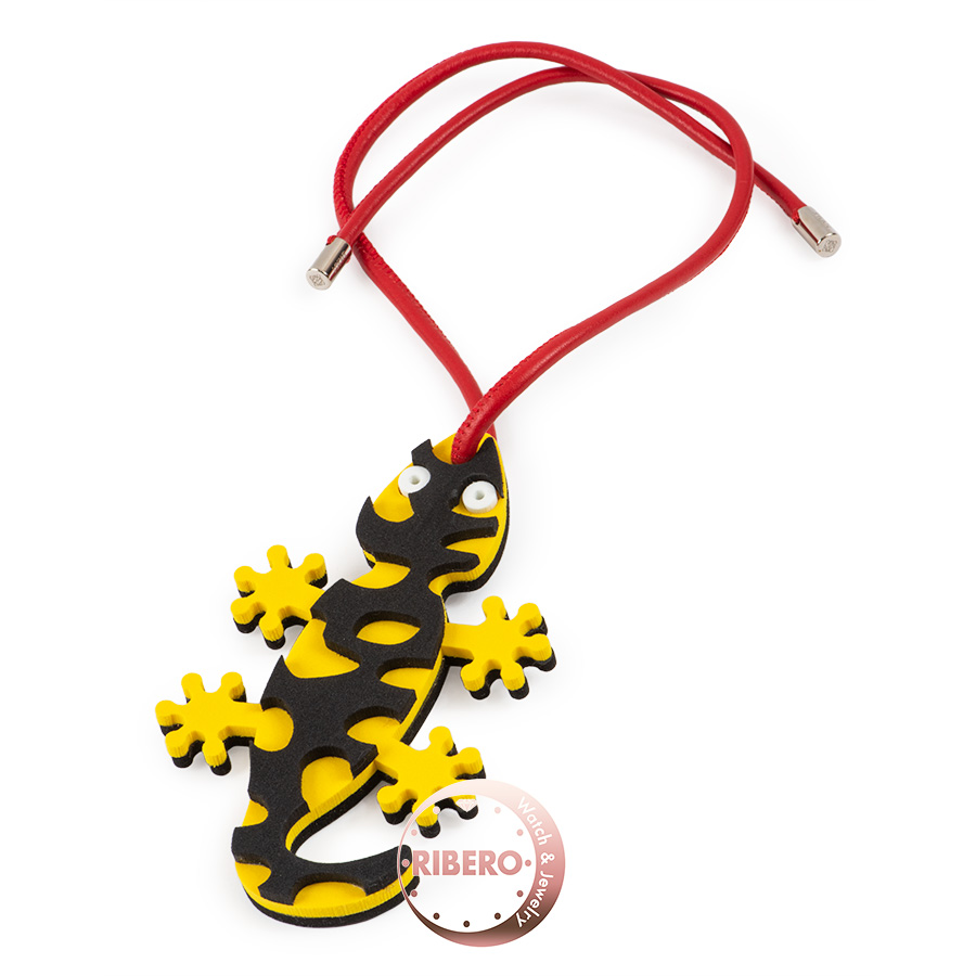 ロエベ サラマンダー チャーム