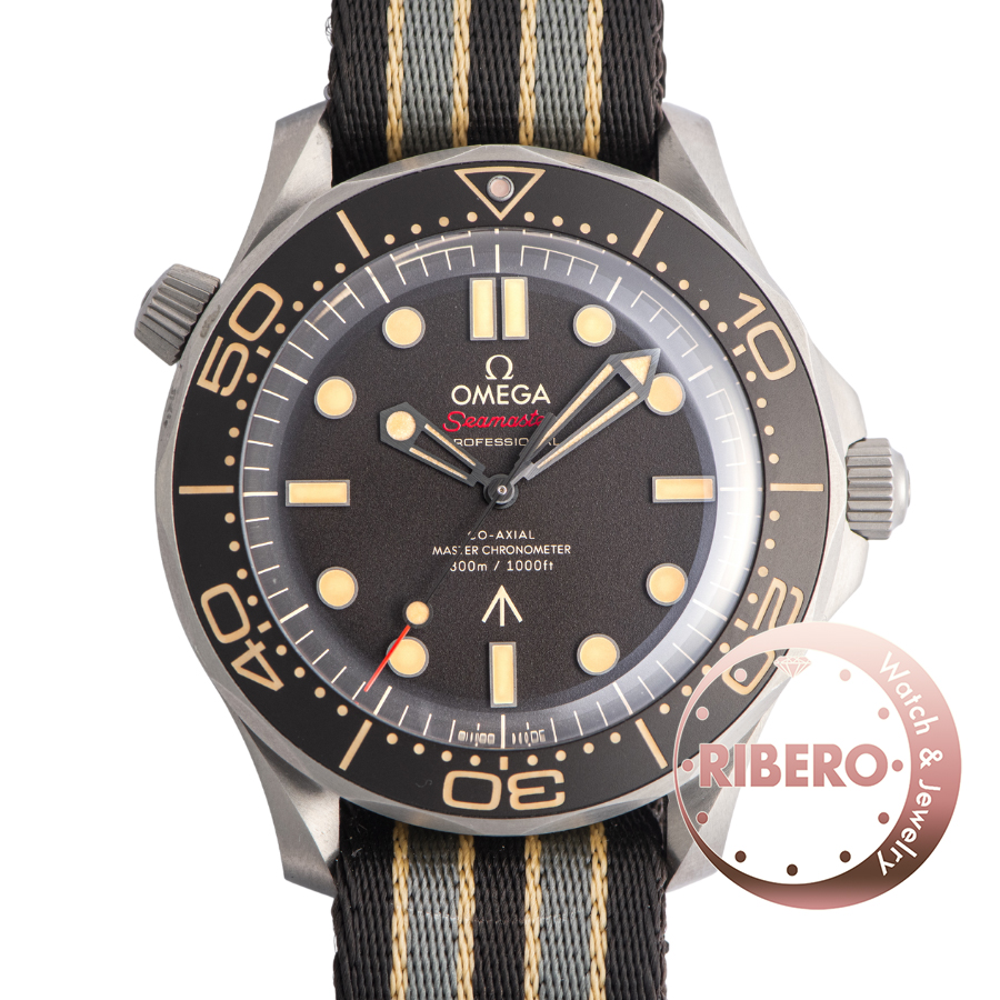 オメガ シーマスター ダイバー300 コーアクシャル マスター クロノメーター  210.92.42.20.01.001 007エディション
