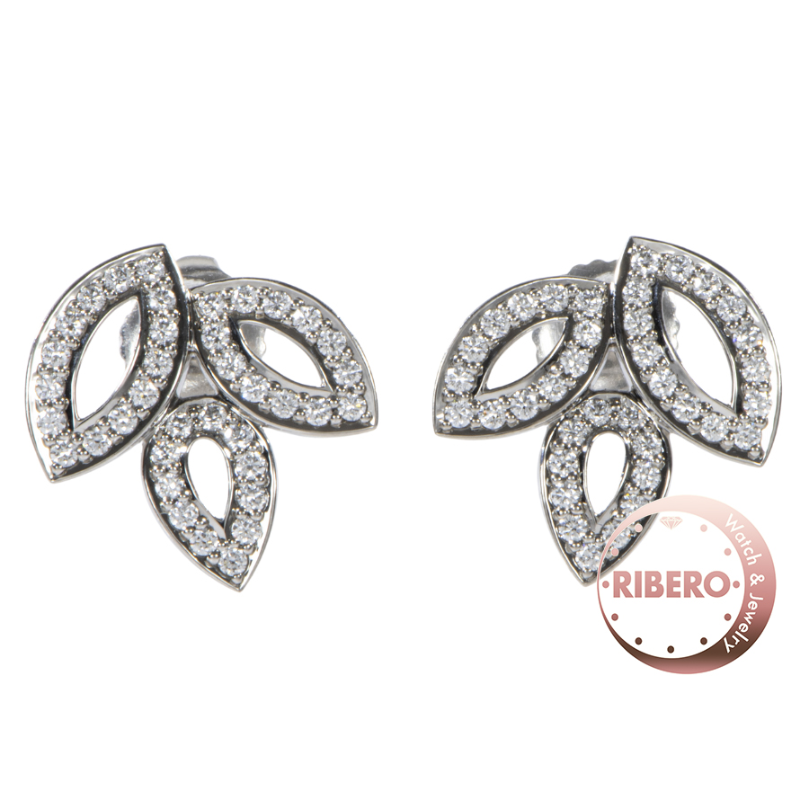 ハリーウィンストン リリークラスター ミニ イヤスタッズ ピアス