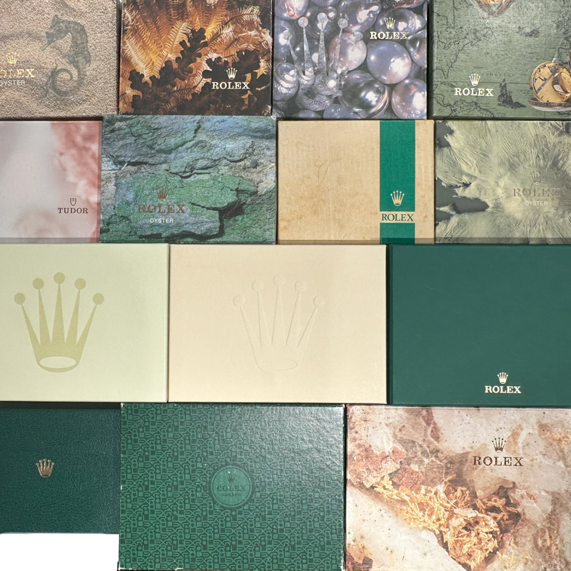 ロレックスの箱と付属品（現行〜歴代）